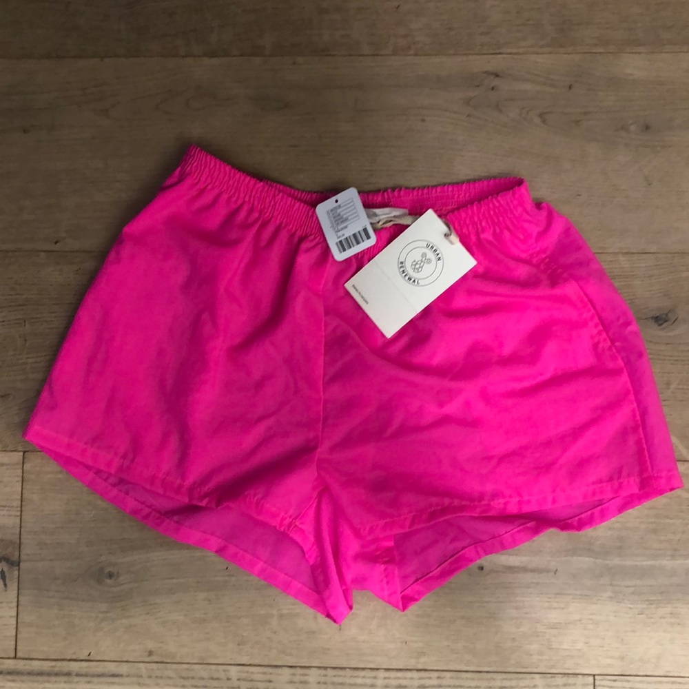 Pink urban outfitters short size Small (with tags)